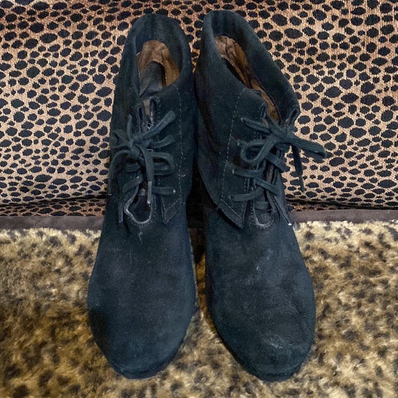 ROSEGOLD Black Suede Booties - Picture 2 of 7